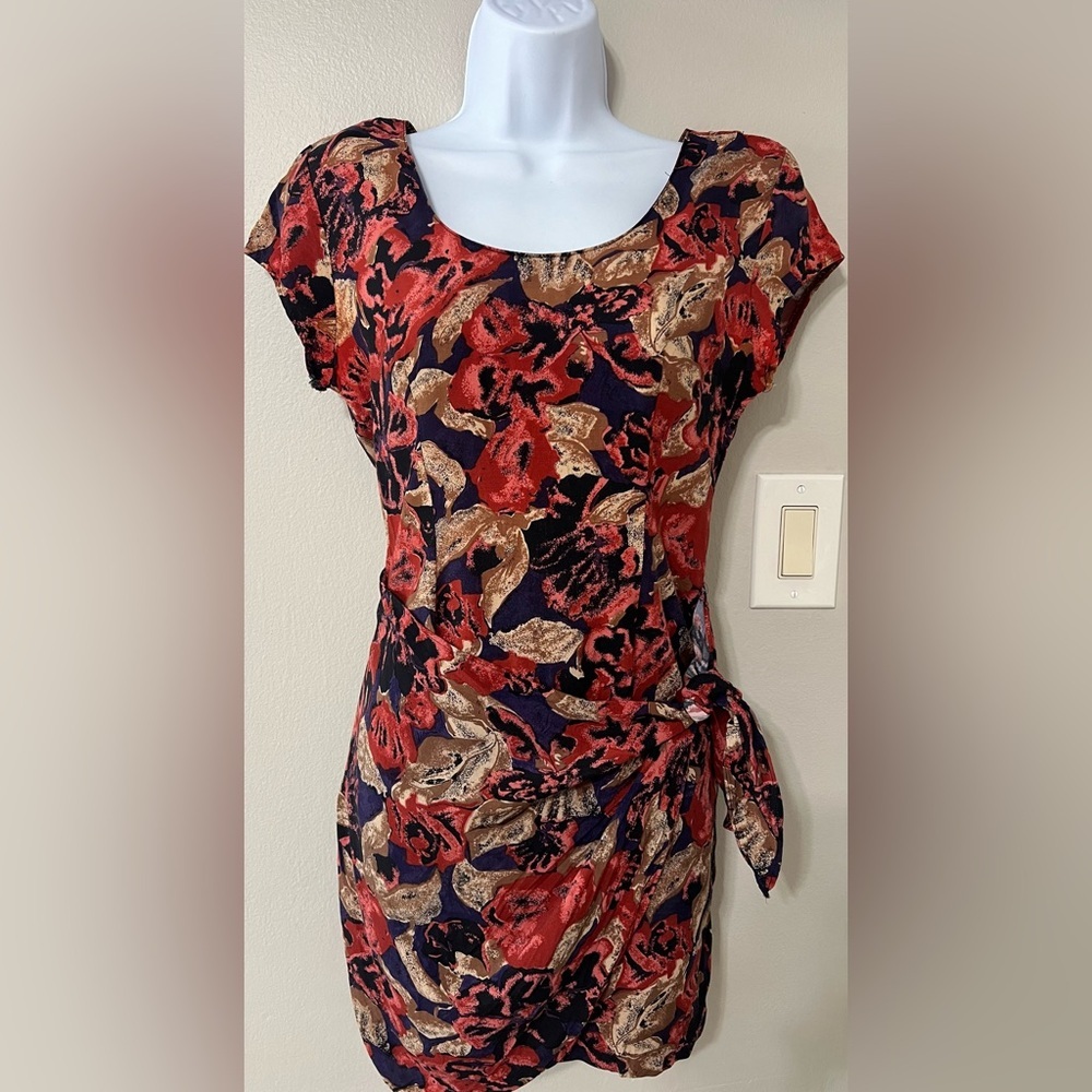 Vintage Dark Romantic Floral Rayon Dress Tie Waist Fairycore Goth Femme Small